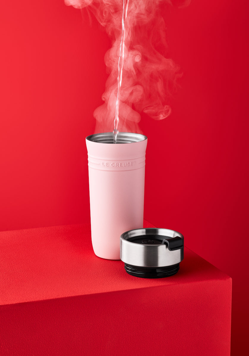 Le Creuset On The Go Thermobecher shell pink 350ml Lifestyle 4