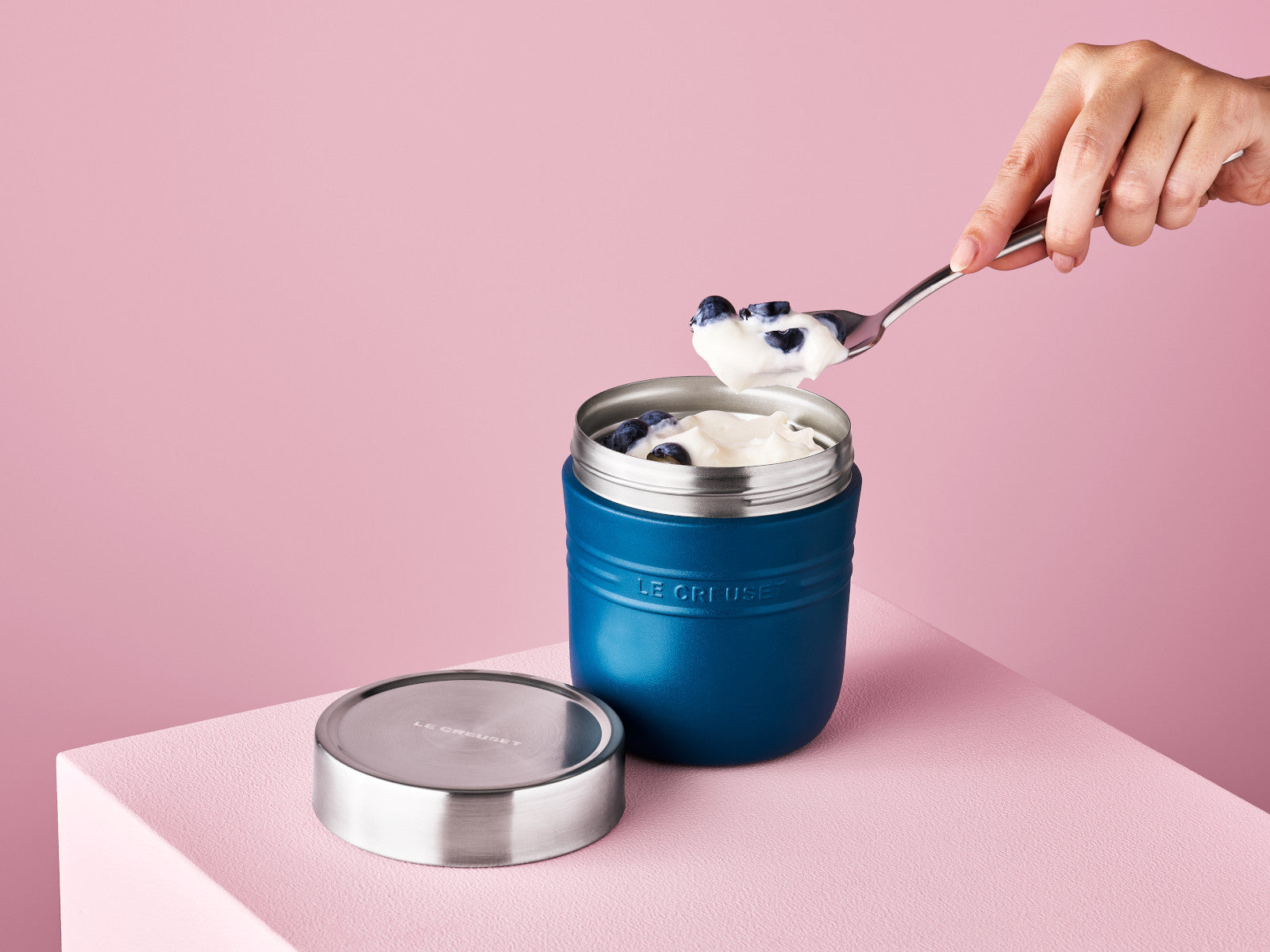 Le Creuset On The Go Thermobehälter deep teal 500ml Lifestyle 5