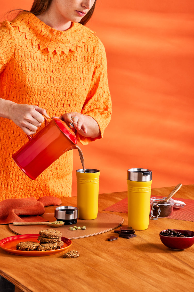 Le Creuset On The Go Thermobecher nectar 350ml Lifestyle 7