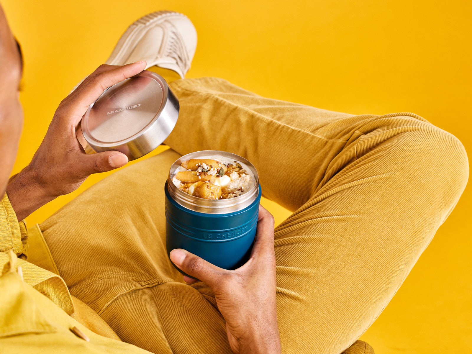 Le Creuset On The Go Thermobehälter deep teal 500ml Lifestyle 10