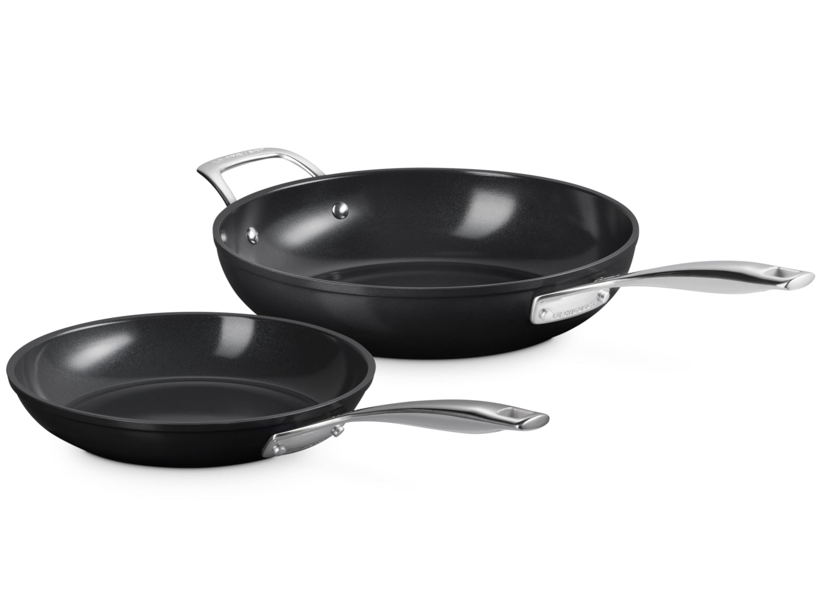 Le Creuset Essential Pfannenset 24+28cm 2tlg Freisteller 1