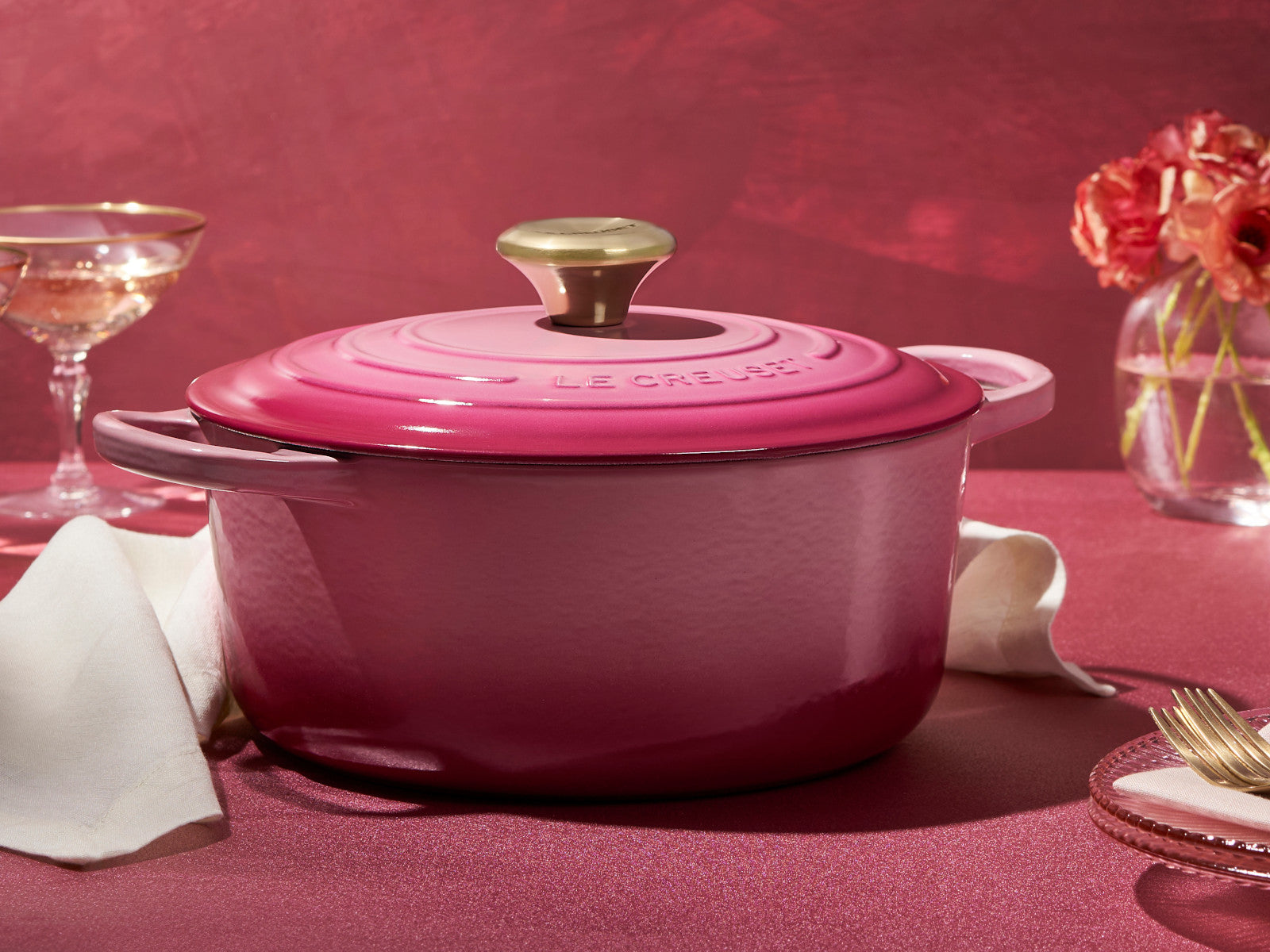 Le Creuset Mini-Cocotte rund rose quartz 10cm Lifestyle 4