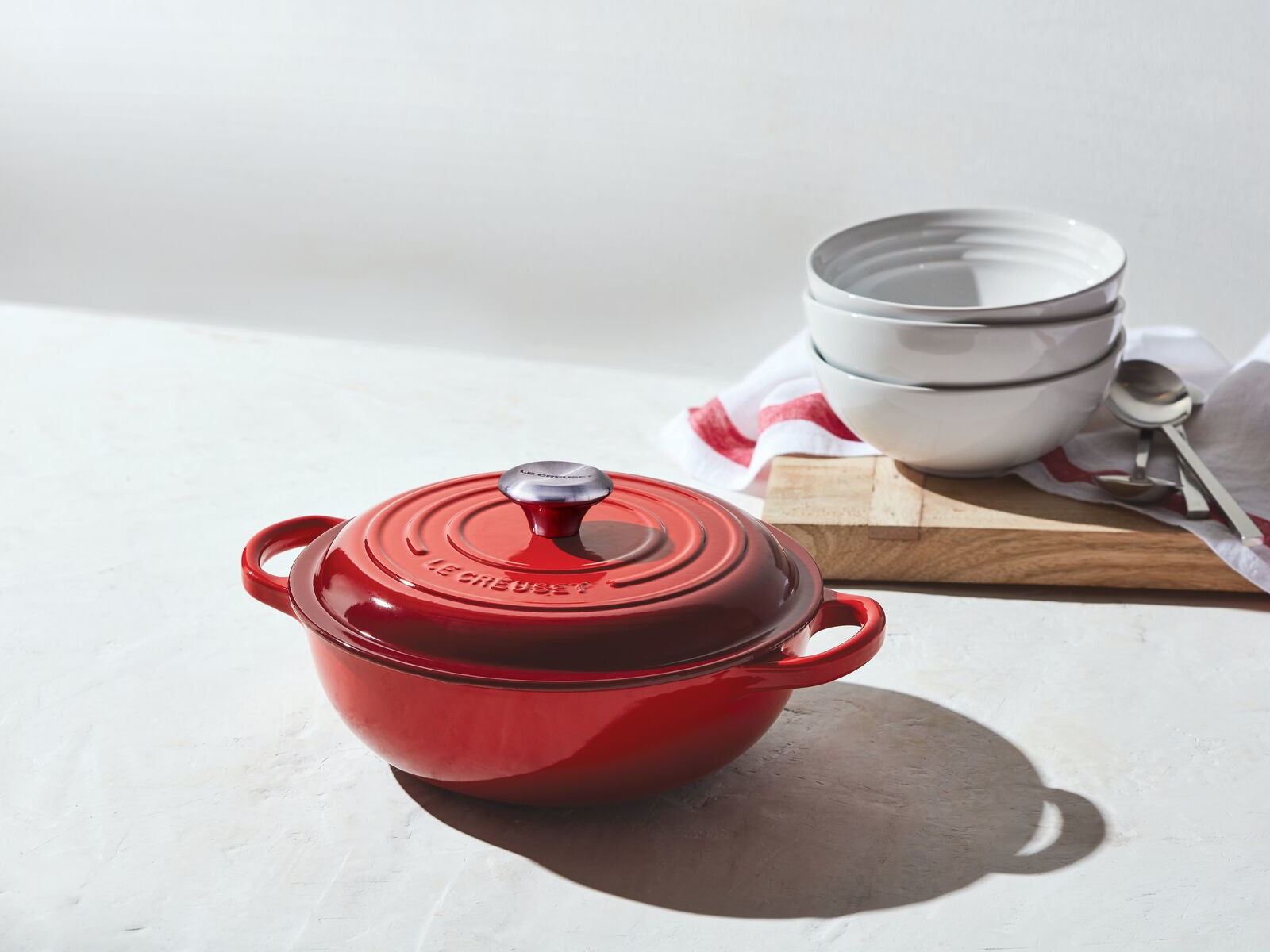 Le Creuset Bräter La Marmite Signature rund kirschrot 24cm - Produktbild 6