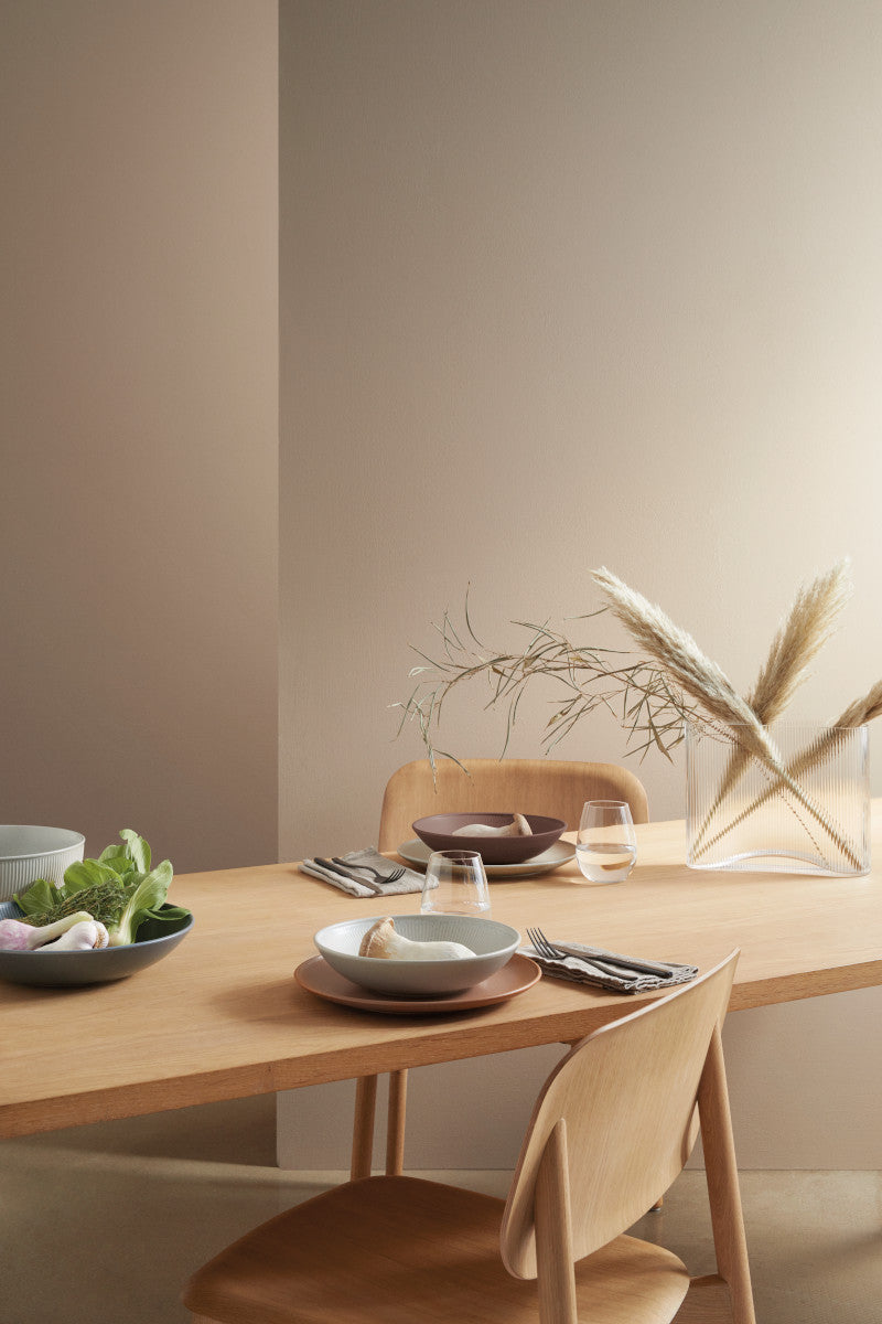 Thomas Clay rust Teller tief 28 cm Lifestyle 2