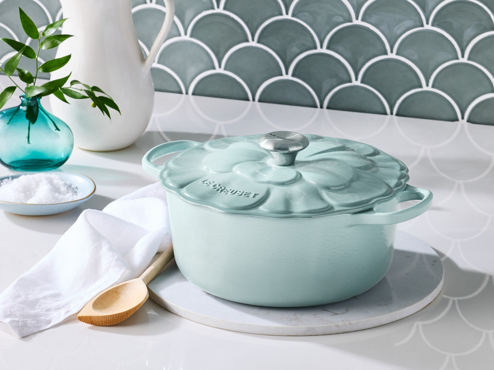 Le Creuset Bräter Blume Signature rund sea salt 26cm - Produktbild 5