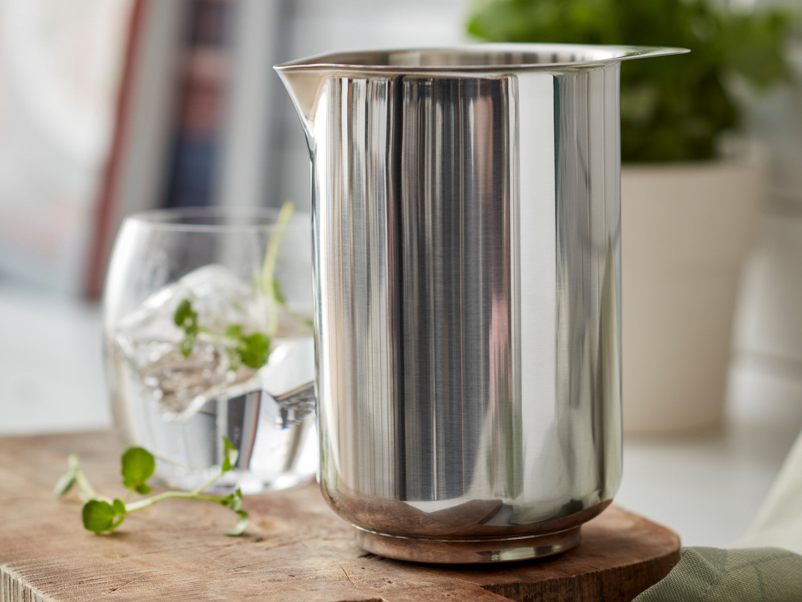 Rosti Rührbecher Edelstahl 1l Lifestyle 3