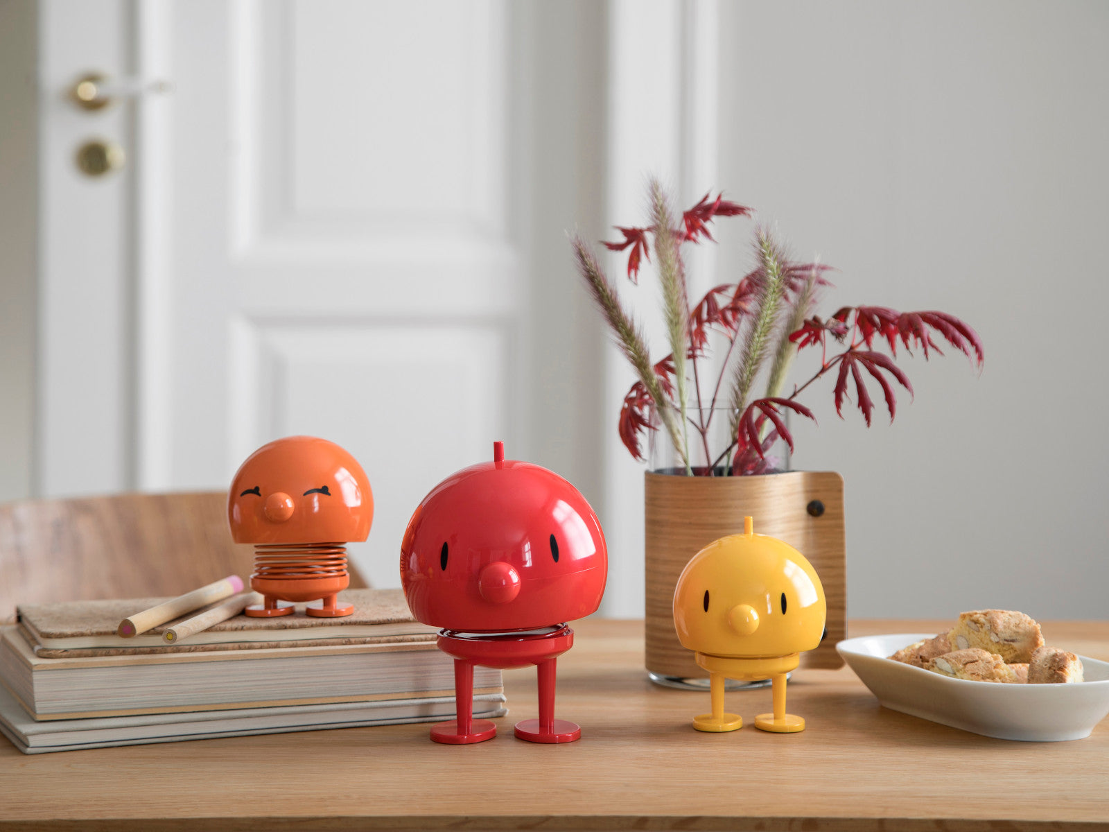 Hoptimist Soft Bumble S Yellow 7,6cm Lifestyle 2