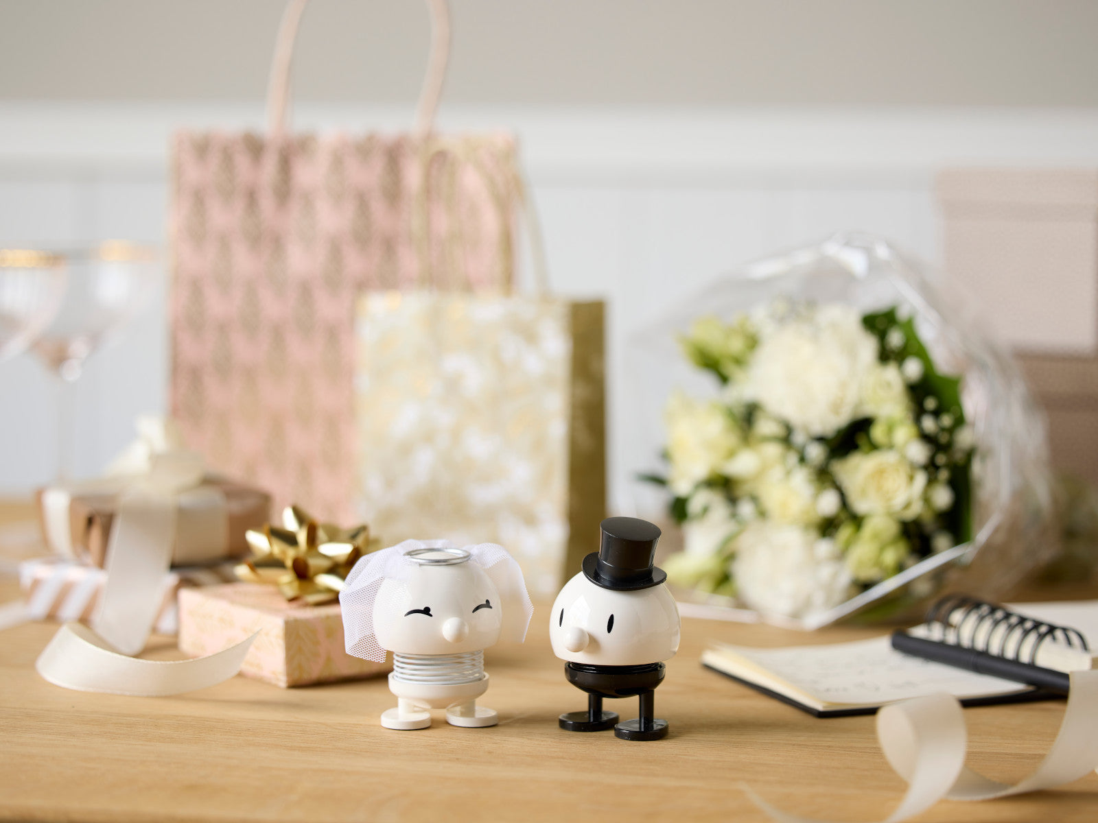 Hoptimist Bride & Groom White 8,5cm Lifestyle 5