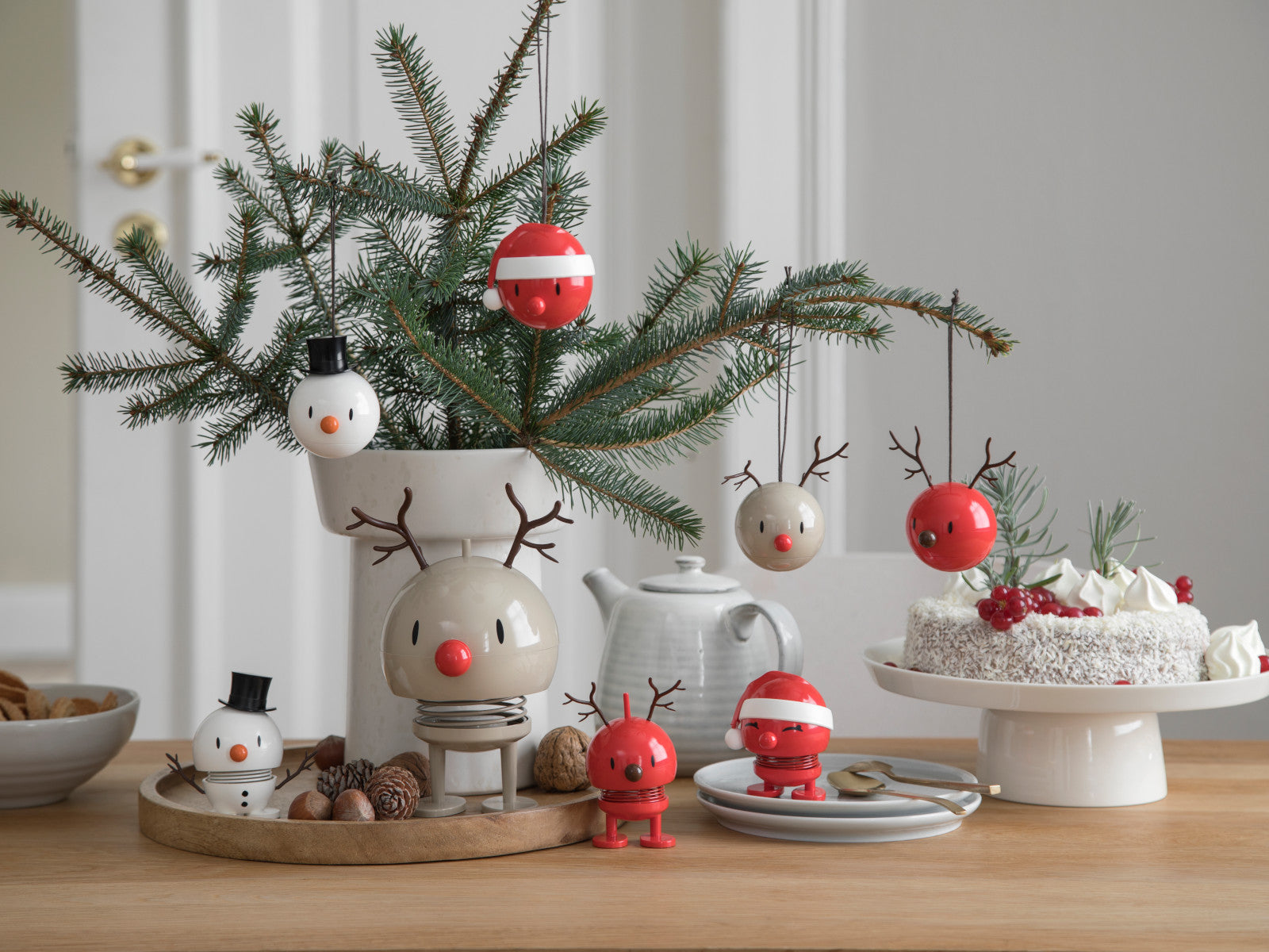 Hoptimist Reindeer Bumble S red 7,2cm Lifestyle 1