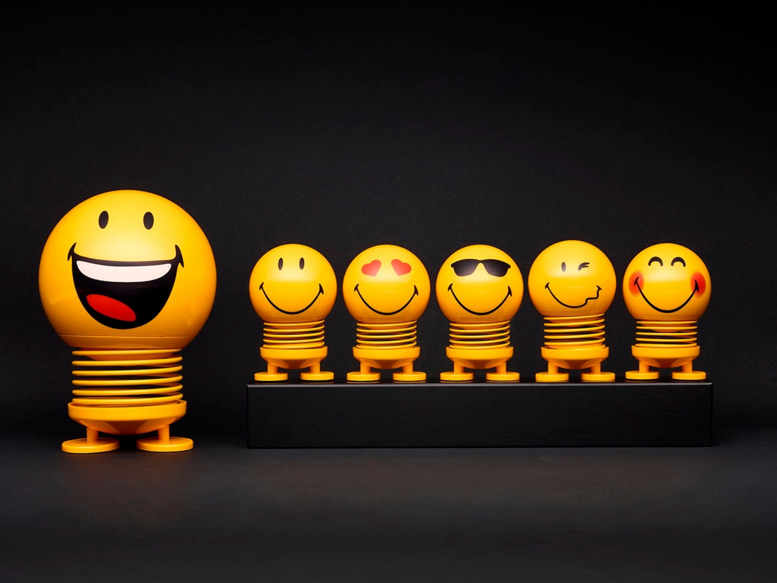 Hoptimist Smiley S yellow 6,6cm - Produktbild 9
