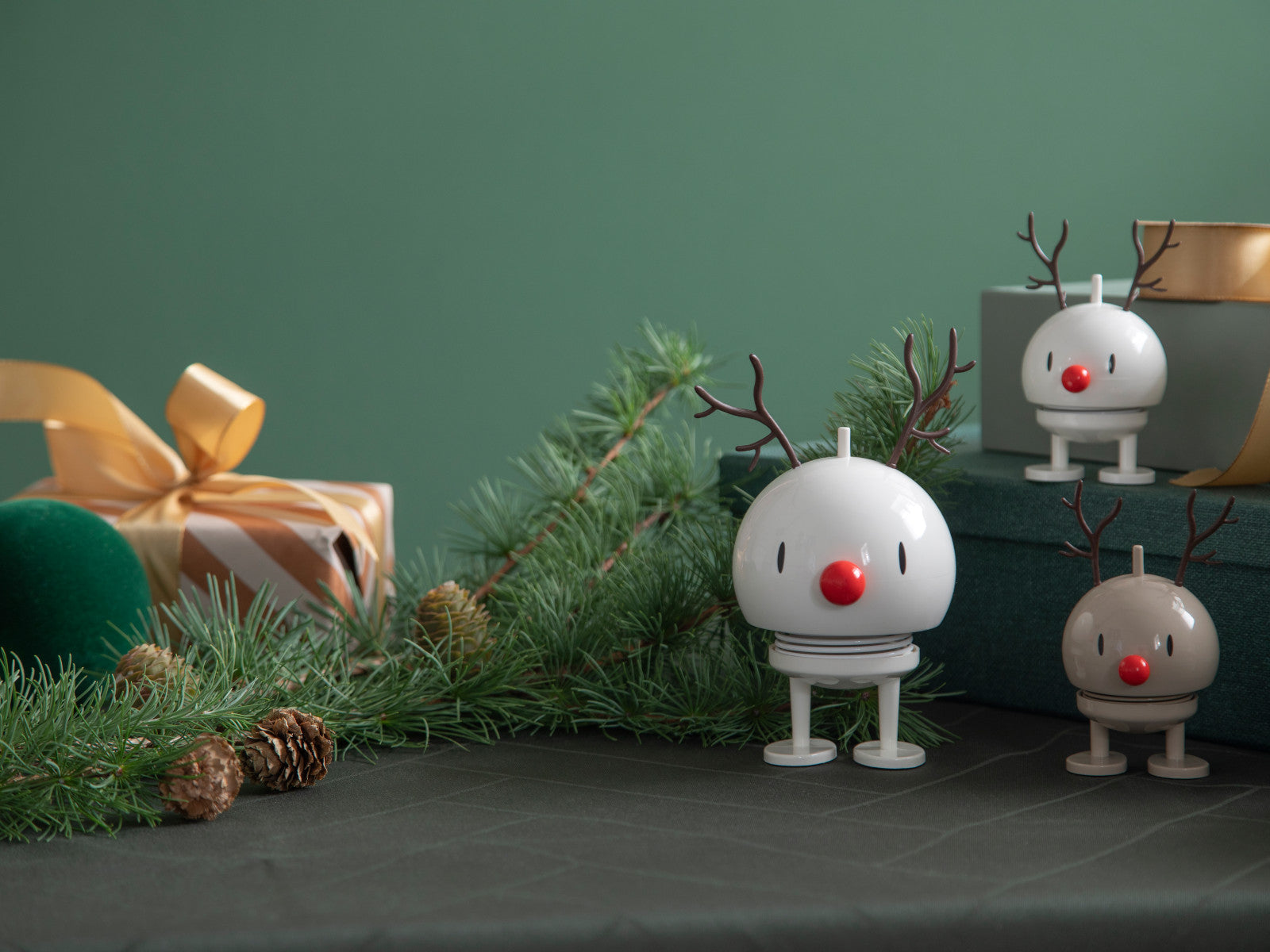 Hoptimist Reindeer Bumble S white 9,5cm Lifestyle 5