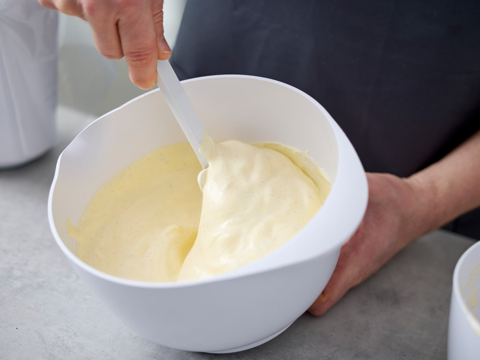 Rosti Margrethe Schüssel weiss 3l Lifestyle 2