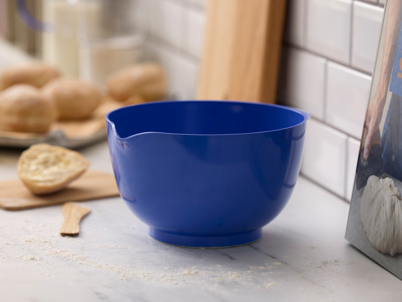 Rosti Margrethe Schüssel electric blue 3l Lifestyle 2