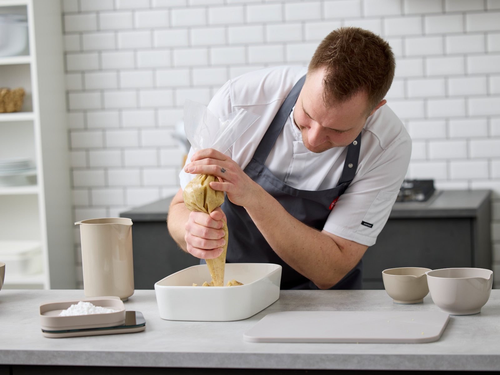 Rosti Rührbecher Classic humus 1,25l Lifestyle 1