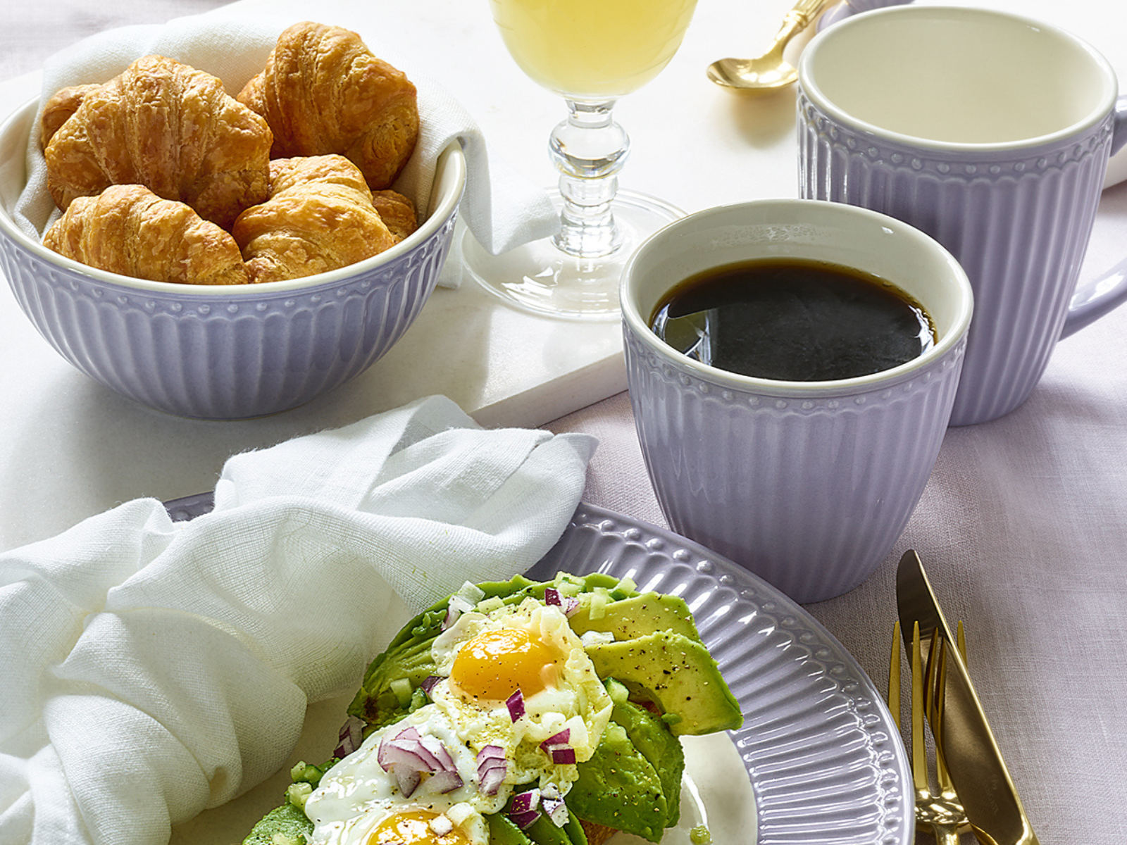 Greengate Alice Eierbecher lavender 6,5 cm Set6 Lifestyle3