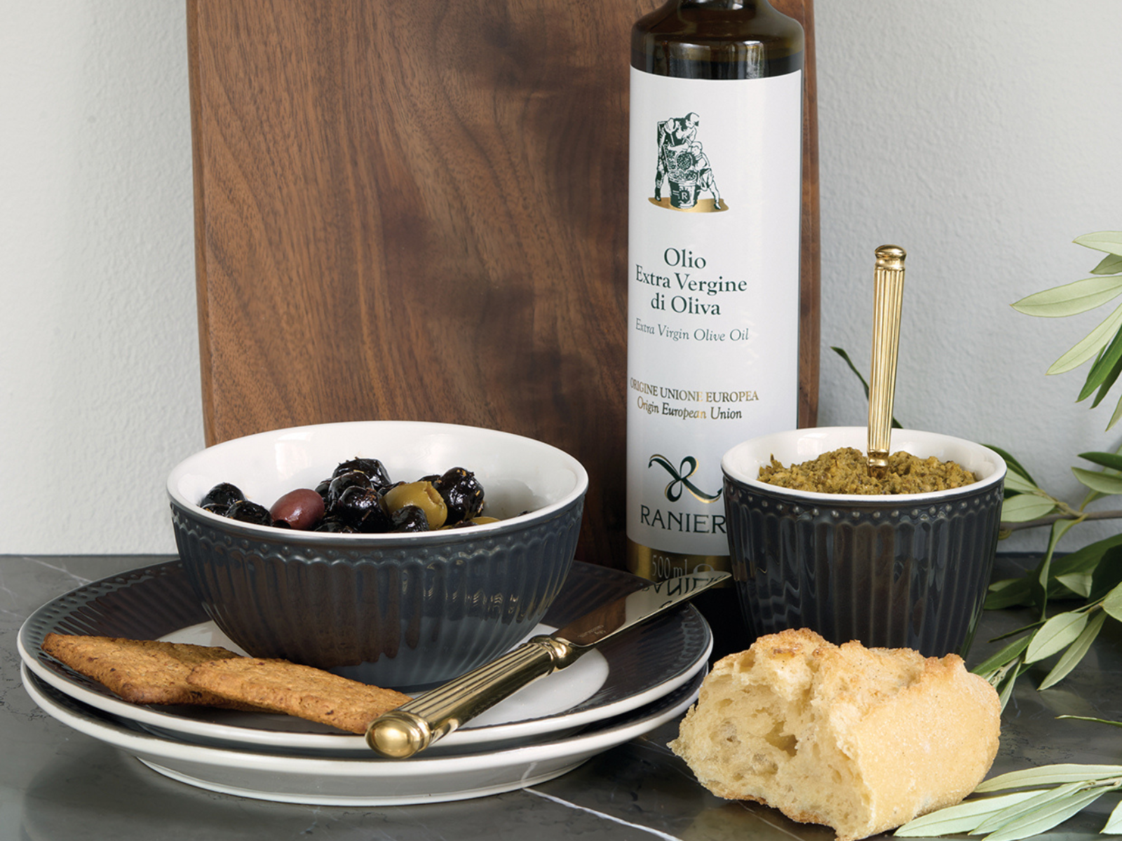 Greengate Alice Speiseteller dark grey 26,5 cm Set6 Lifestyle