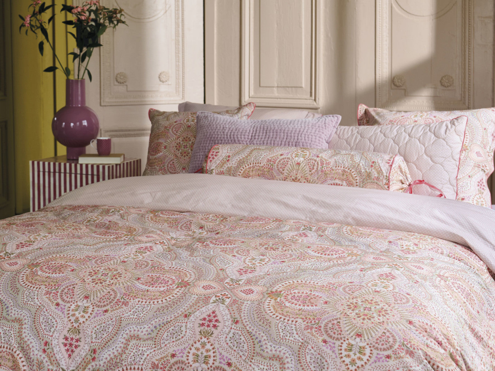 Pip Studio Moon Flower Bettwäsche hellrosa 135x200cm (1 Stück) Lifestyle 3