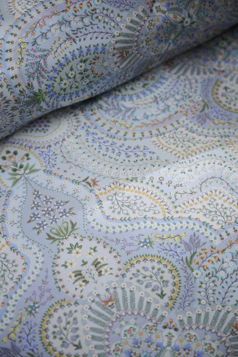 Pip Studio Moon Flower Bettwäsche hellblau 135x200cm (1 Stück) Lifestyle 4