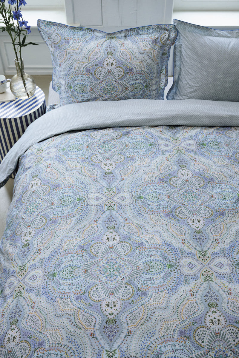 Pip Studio Moon Flower Bettwäsche hellblau 135x200cm (1 Stück) Lifestyle 2