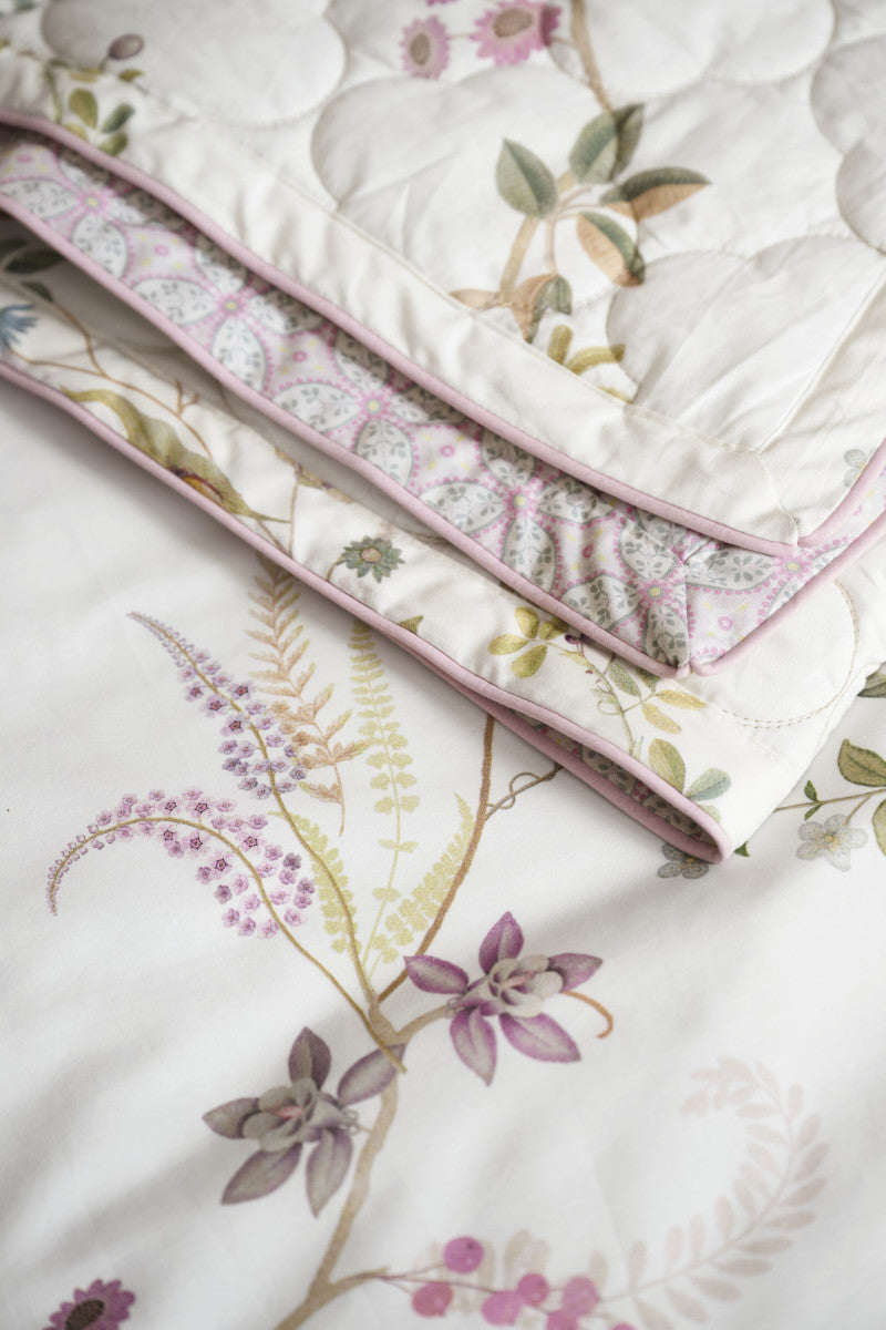 Pip Studio Bustani Decke weiß 220x260cm (1 Stück) Lifestyle 