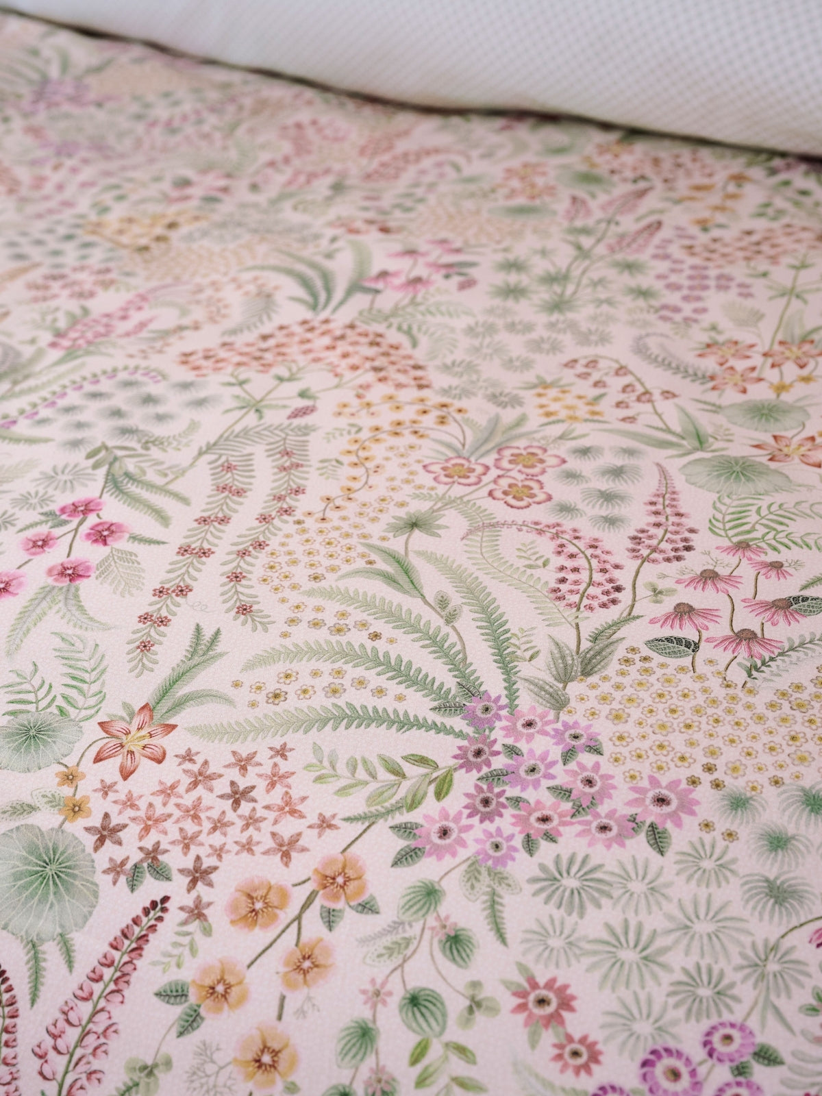 Pip Studio Lodi Garden Bettwäsche off-white 135x200cm (1 Stück) Lifestyle 8