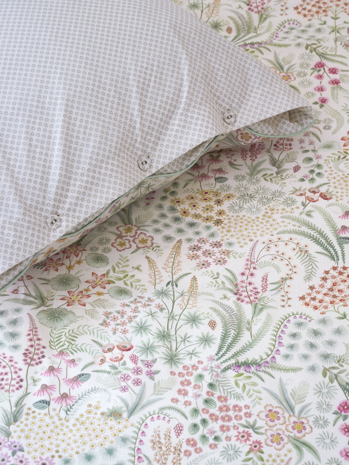 Pip Studio Lodi Garden Kissen off-white 35x60cm (1 Stück) Lifestyle 5