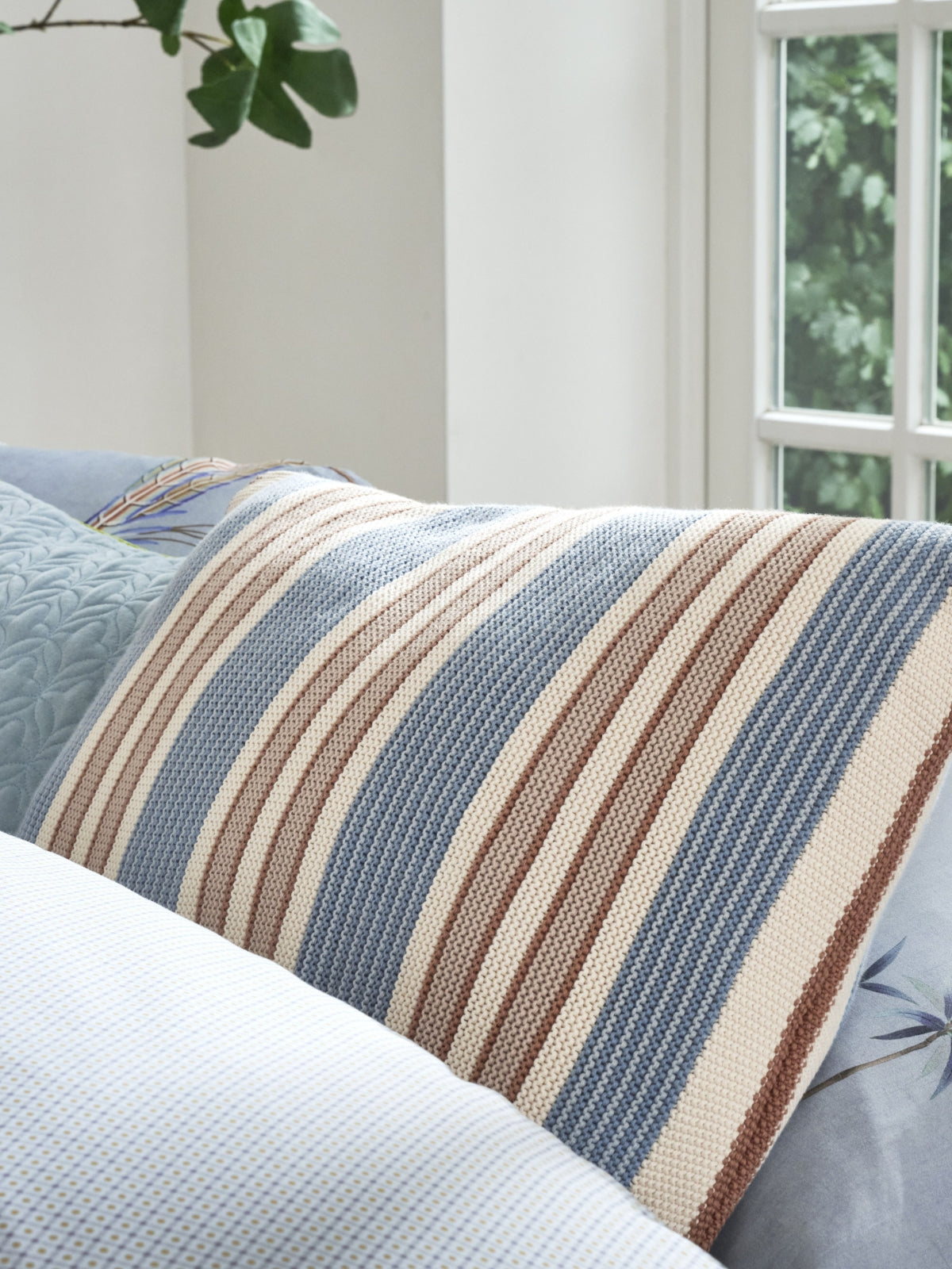 Pip Studio Bonsoir Combistripe Kissen blau 40x60cm (1 Stück) - Produktbild 2