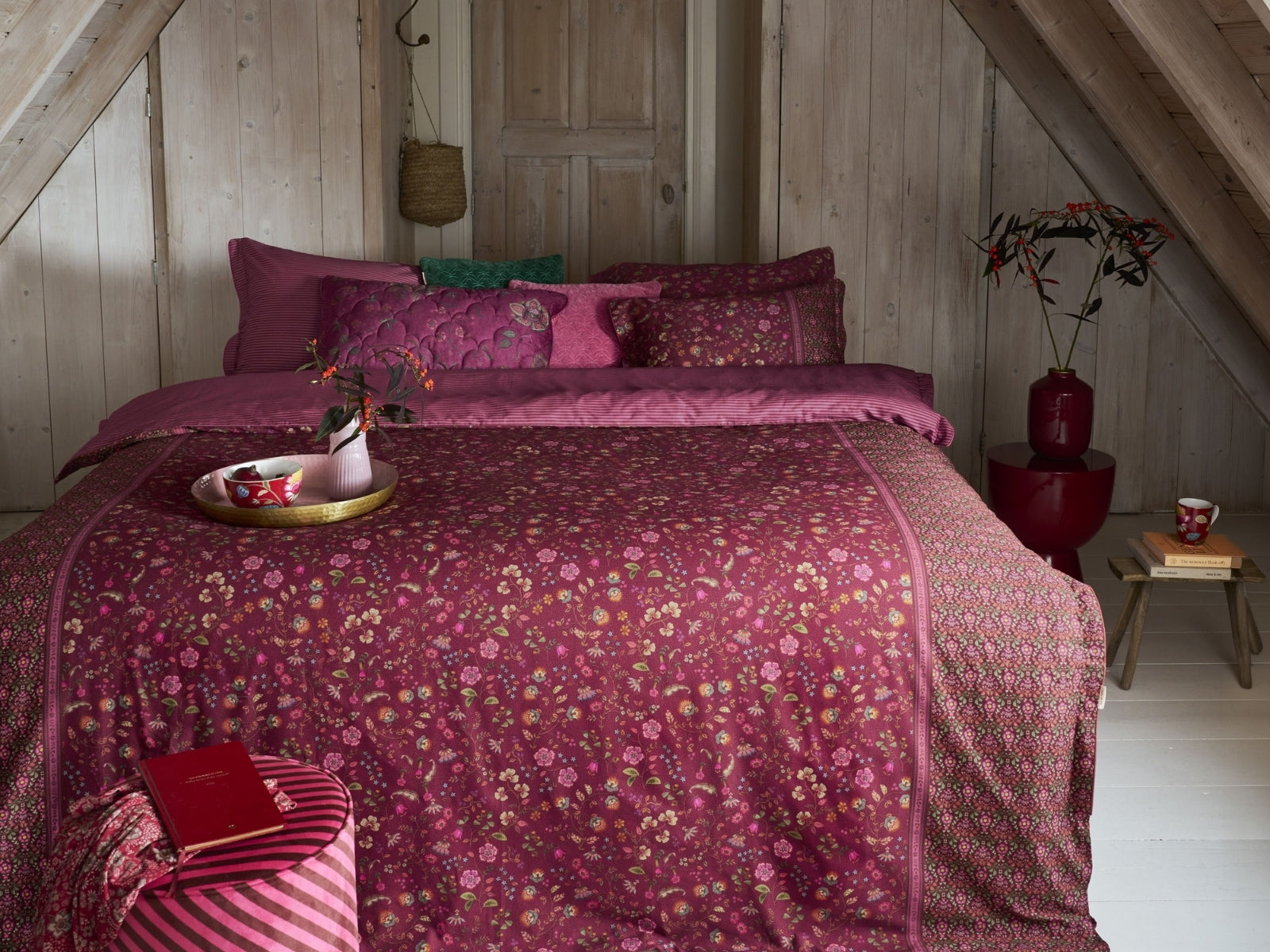 PIP STUDIO Flora Bangalore Kissen dark pink 35x60cm (1 Stück) - Produktbild 2
