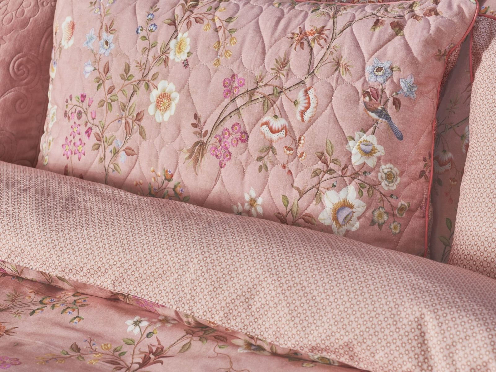PIP STUDIO Lotus Lullaby Kissen rechteckig pink 45x70cm (1 Stück) - Produktbild 4