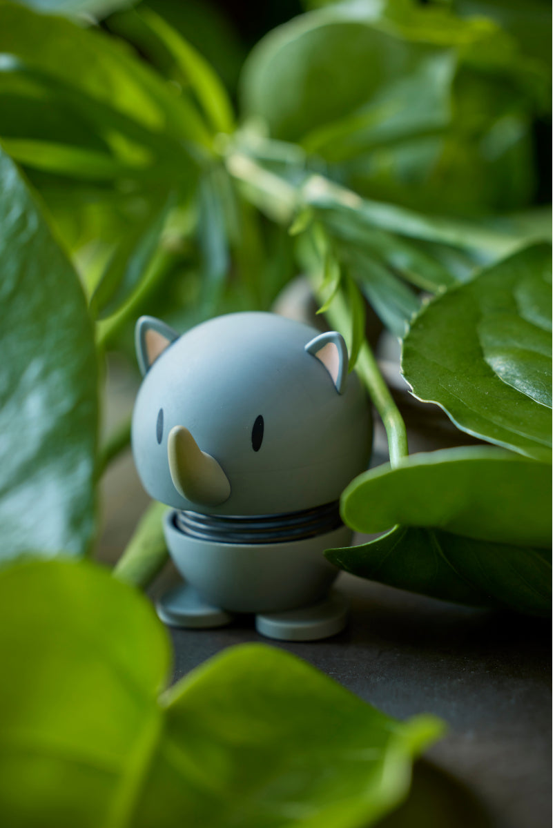 Hoptimist Soft Rhino S Grey 6,4cm Lifestyle 1