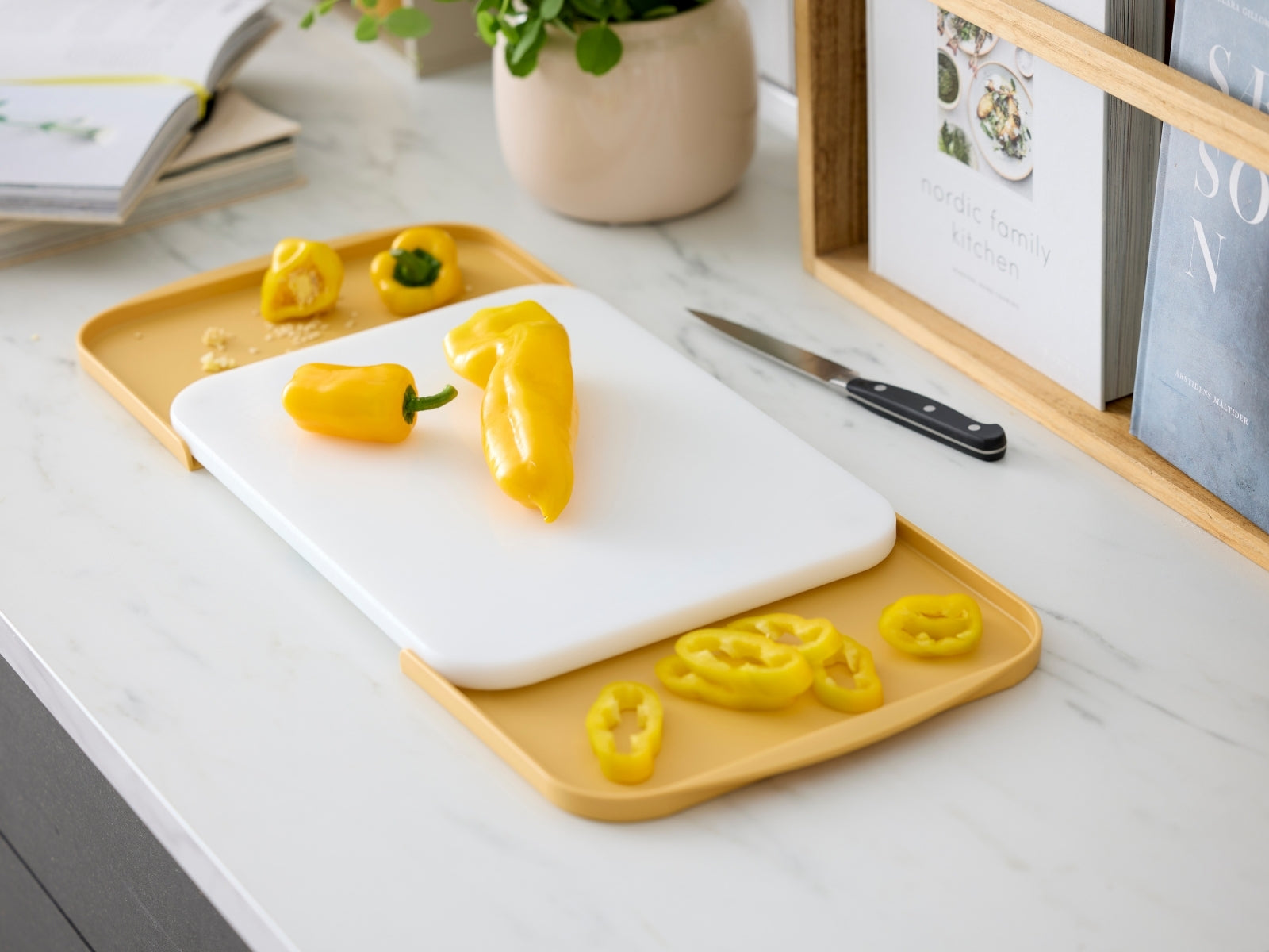 Rosti Separa Schneidebrett mit Schalen curry 39cm - Produktbild 4