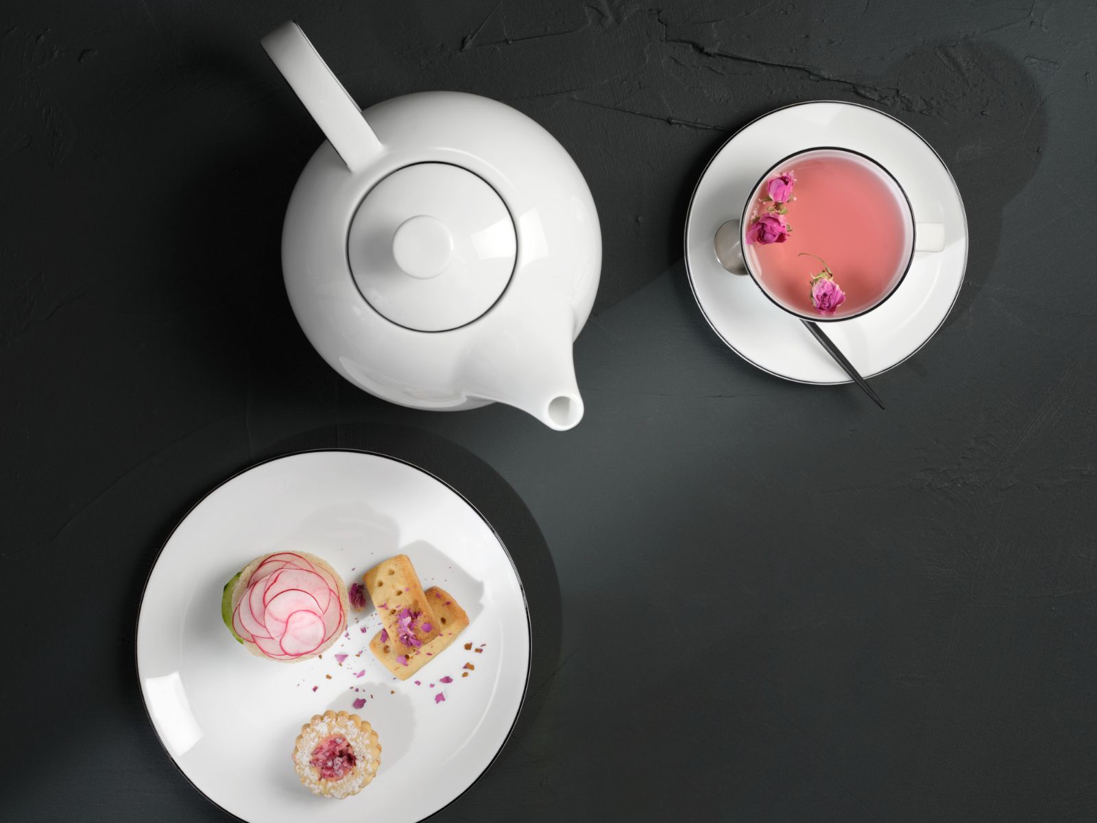 ASA à table ligne noire Teller flach 31,5cm Set6 Lifestyle1