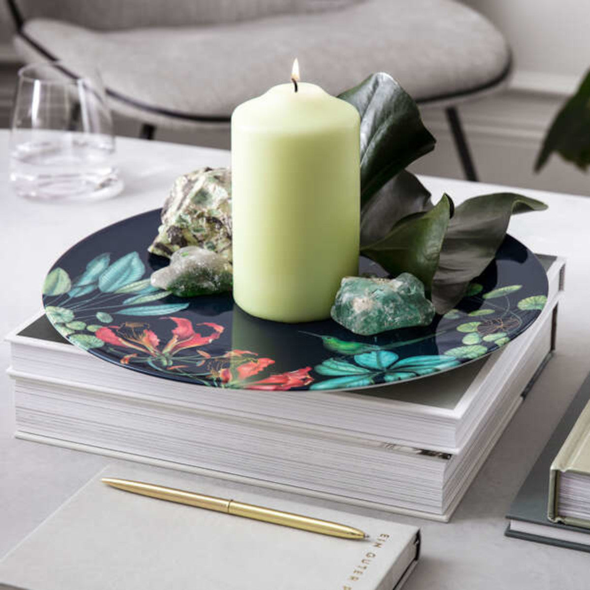 Villeroy & Boch Signature Avarua Kuchen-/Tortenplatte 33 cm Lifestyle 1