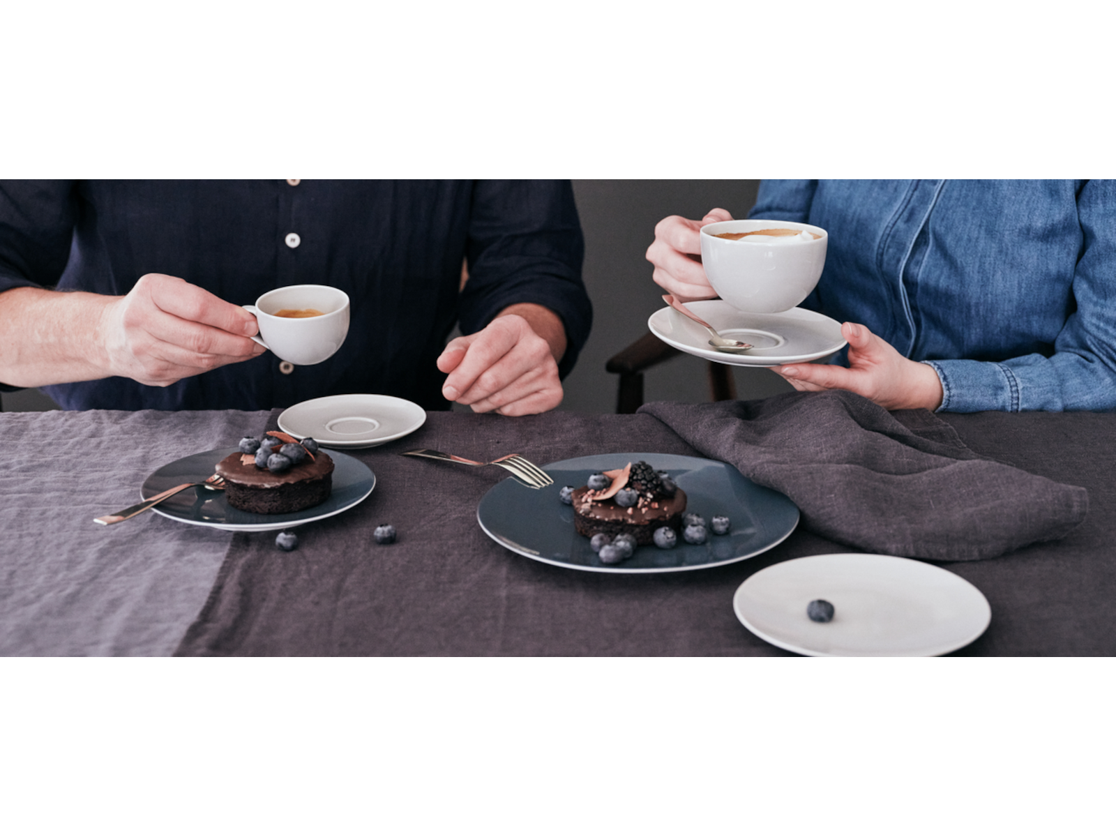 Rosenthal TAC Sensual Gentle Grey Kombi-/Tee-Untertasse 16cm Lifestyle 2