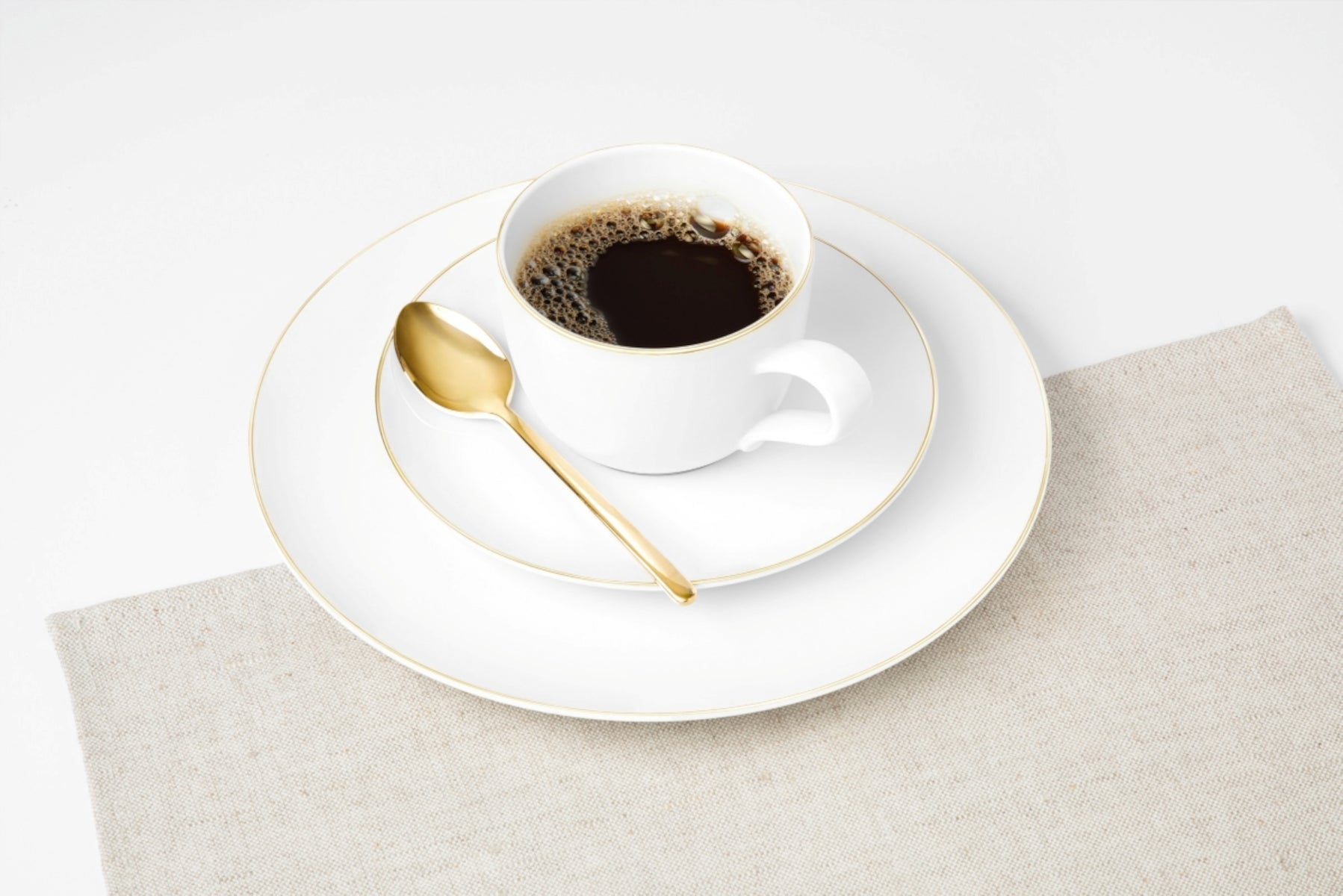 Seltmann Weiden Liberty Goldrand Foodbowl 17,5 cm Lifestyle 2