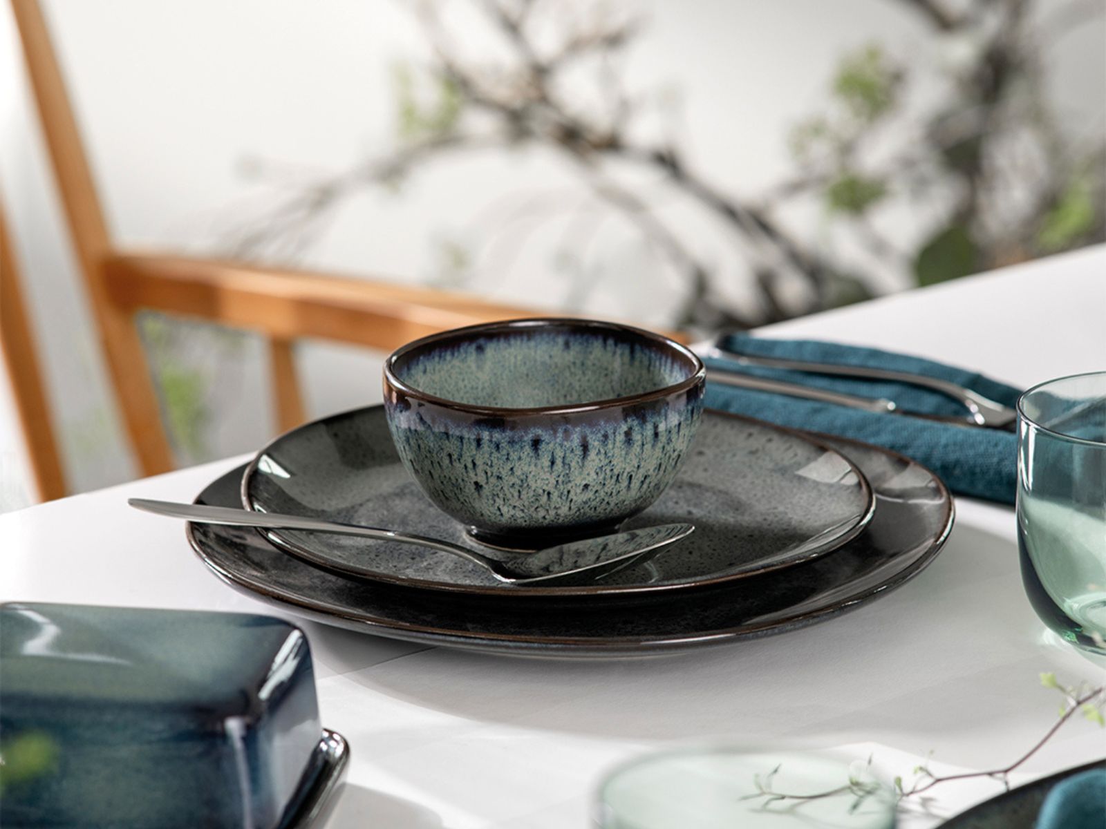 like by Villeroy & Boch Lave gris Frühstücksset 12tlg Lifestyle2