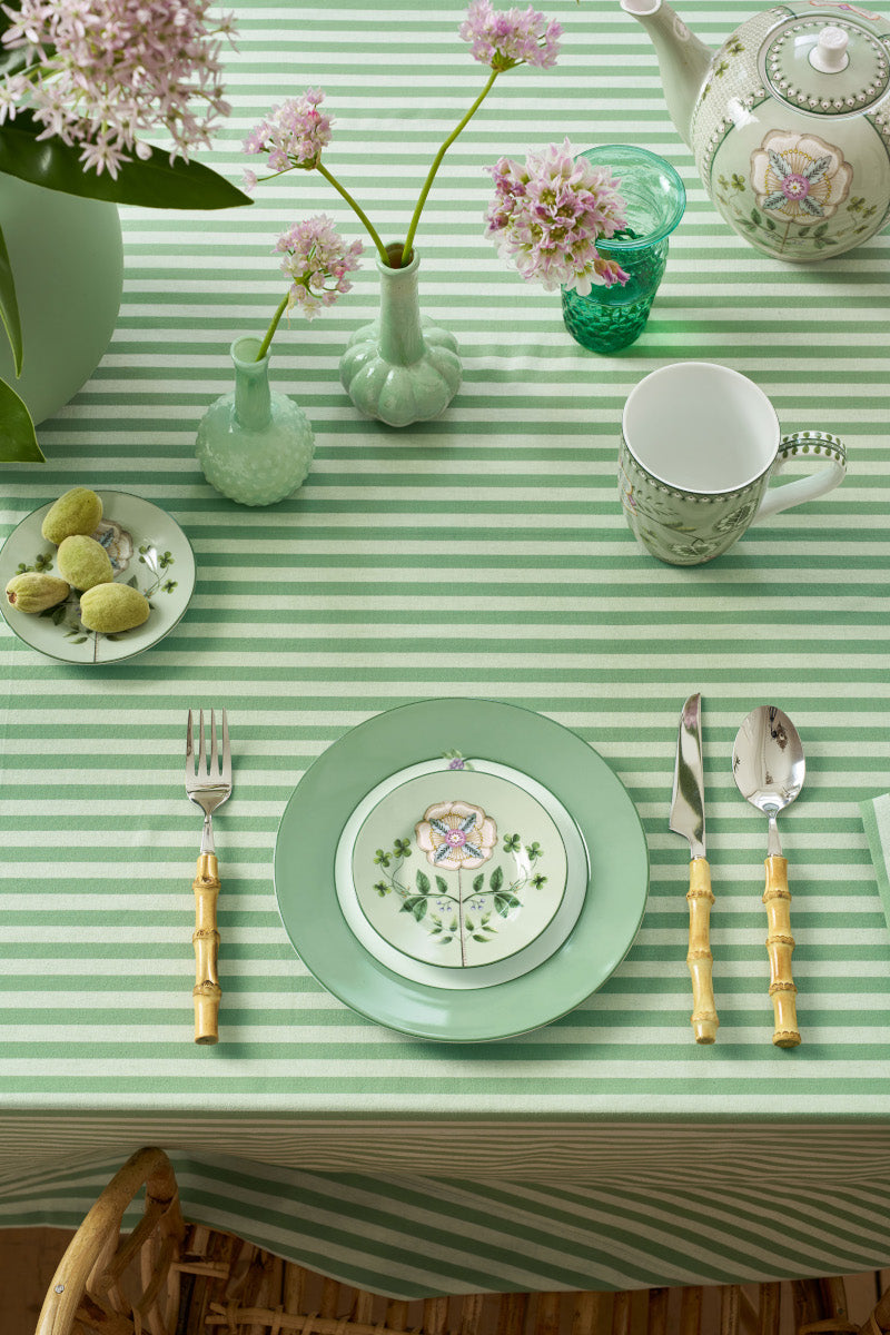 PIP STUDIO Lily&Lotus Petit Four Light Green Brotteller 12cm Lifestyle  1