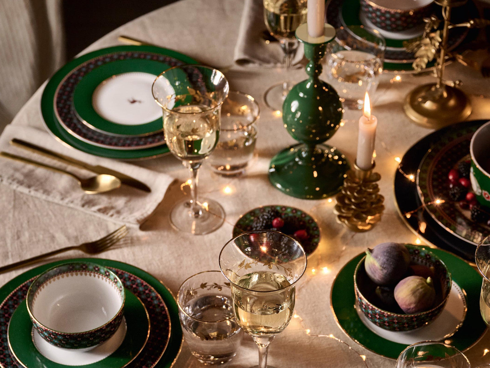 PIP STUDIO Love Birds Medaillon Hirsch Tasse dunkelgrün 0,3l Lifestyle 1