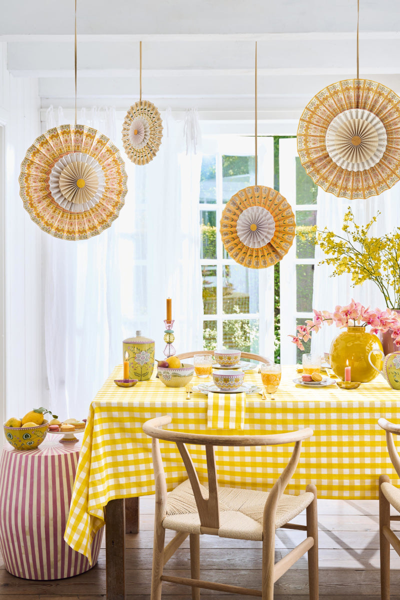 PIP STUDIO Lily&Lotus Yellow Bowl 18cm Lifestyle2