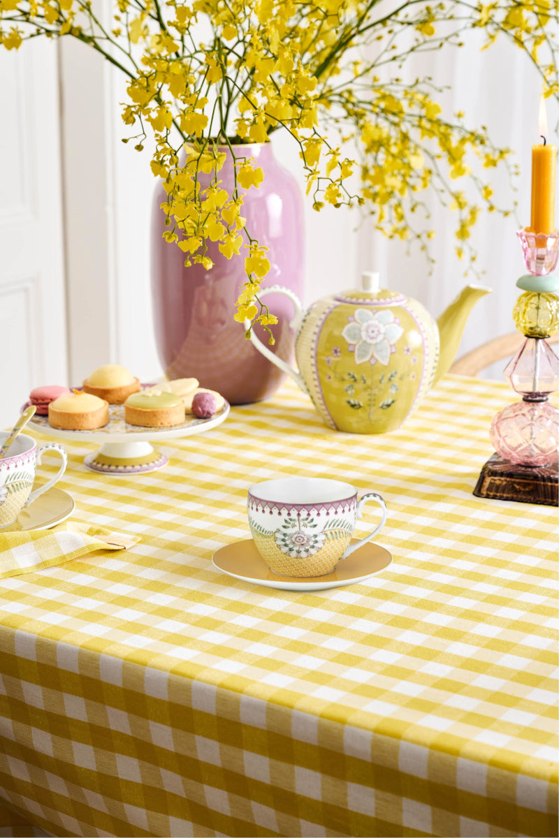 PIP STUDIO Lily&Lotus Tiles Yellow Tasse mit Untertasse 0,3l Lifestyle1