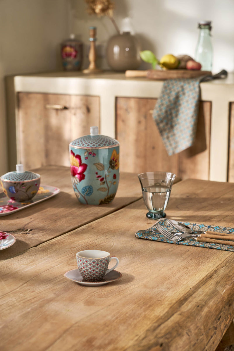 PIP STUDIO Blooming Tales Khaki Espressotasse mit Untertasse 0,12l Lifestyle