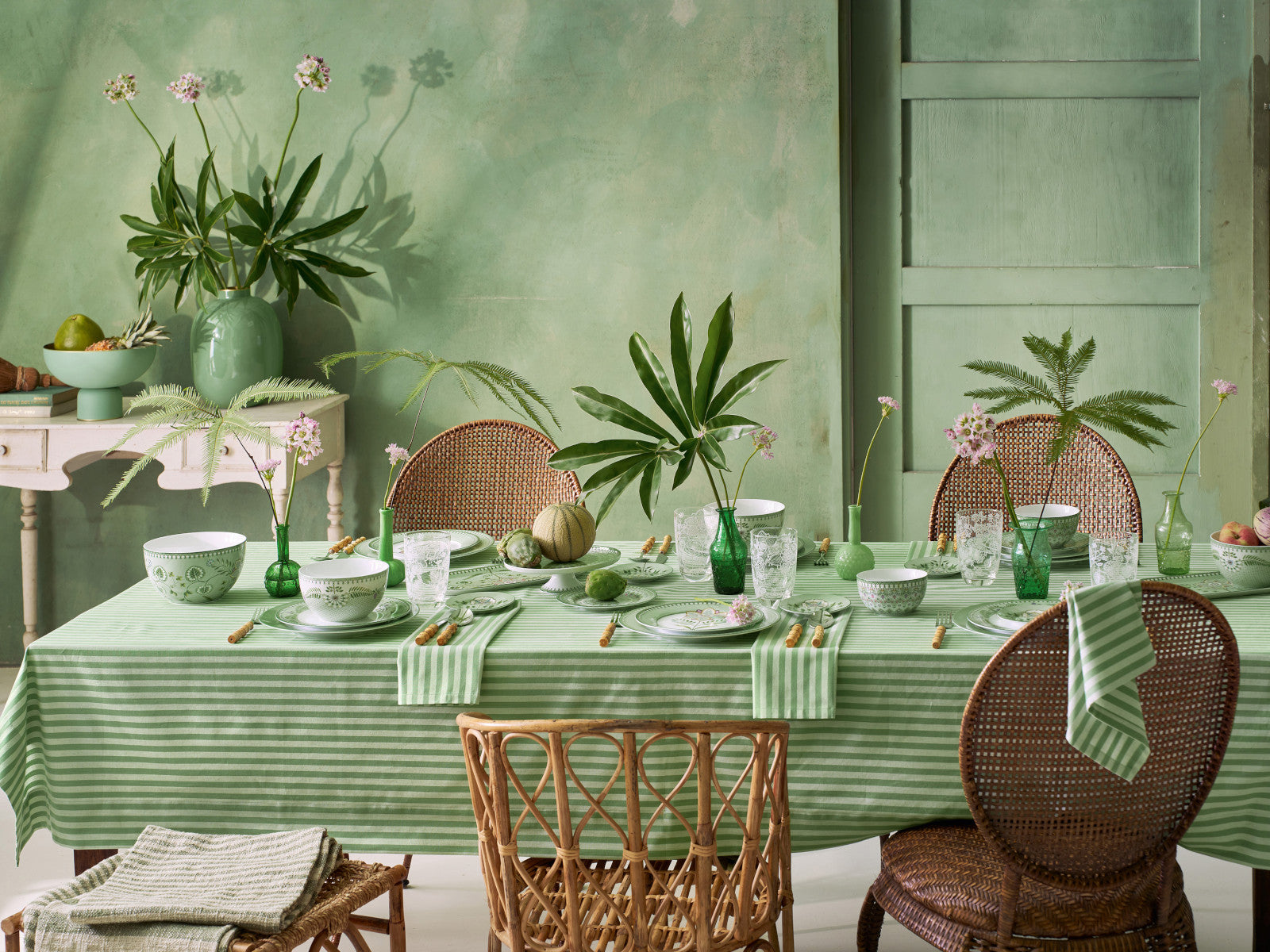 PIP STUDIO Lily&Lotus Tiles Light Green Teekanne 1,6l Lifestyle 2