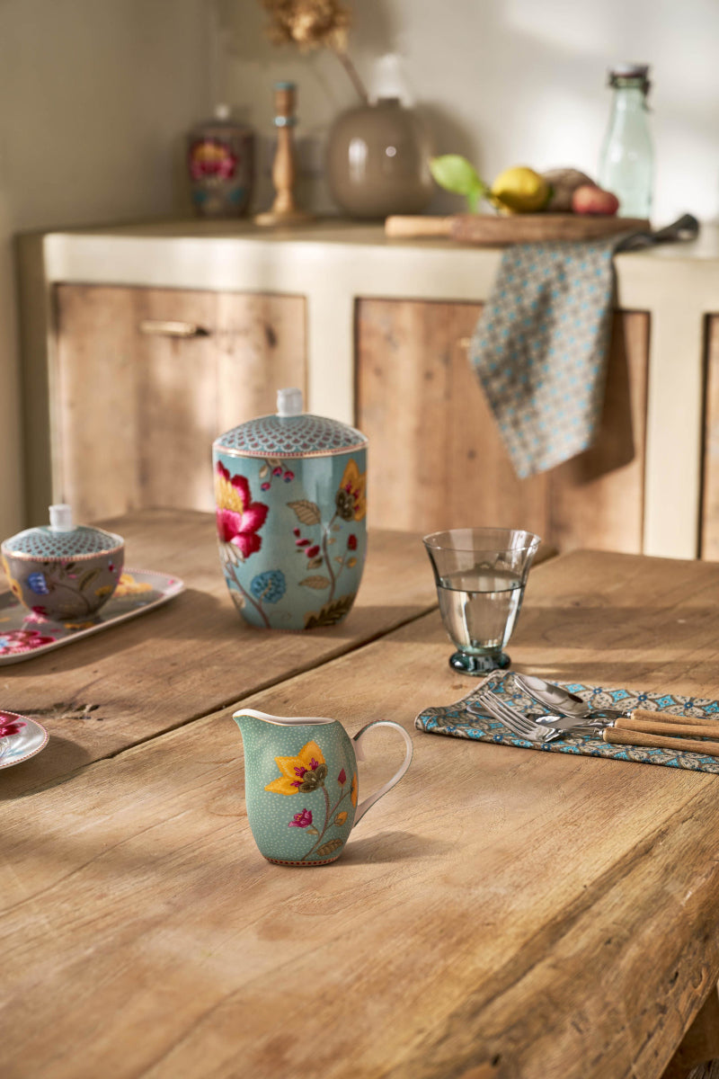 PIP STUDIO Blooming Tales Blue Krug Small 0,25l Lifestyle