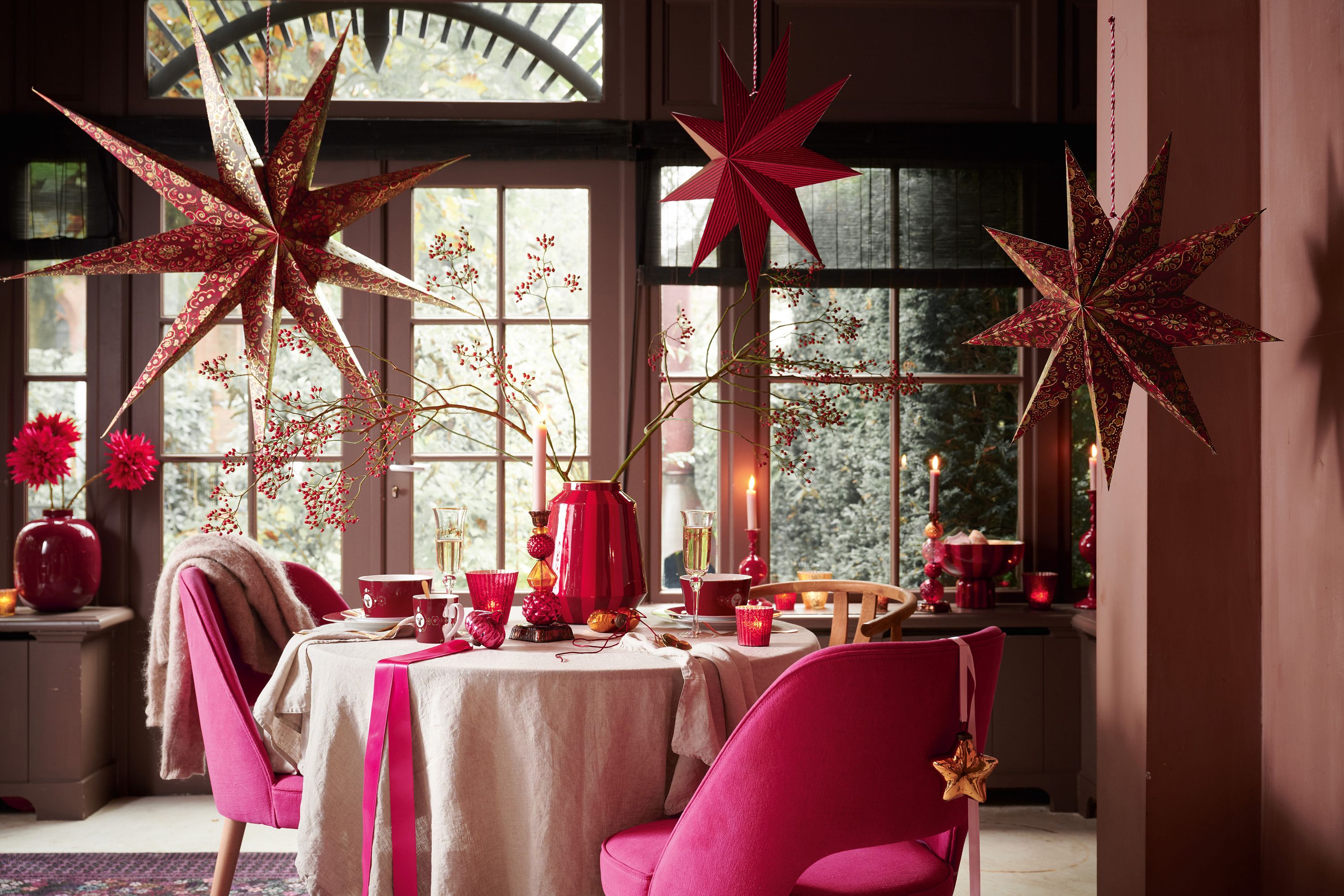 PIP STUDIO Metall Schale dunkelrot 30x20cm Lifestyle 1