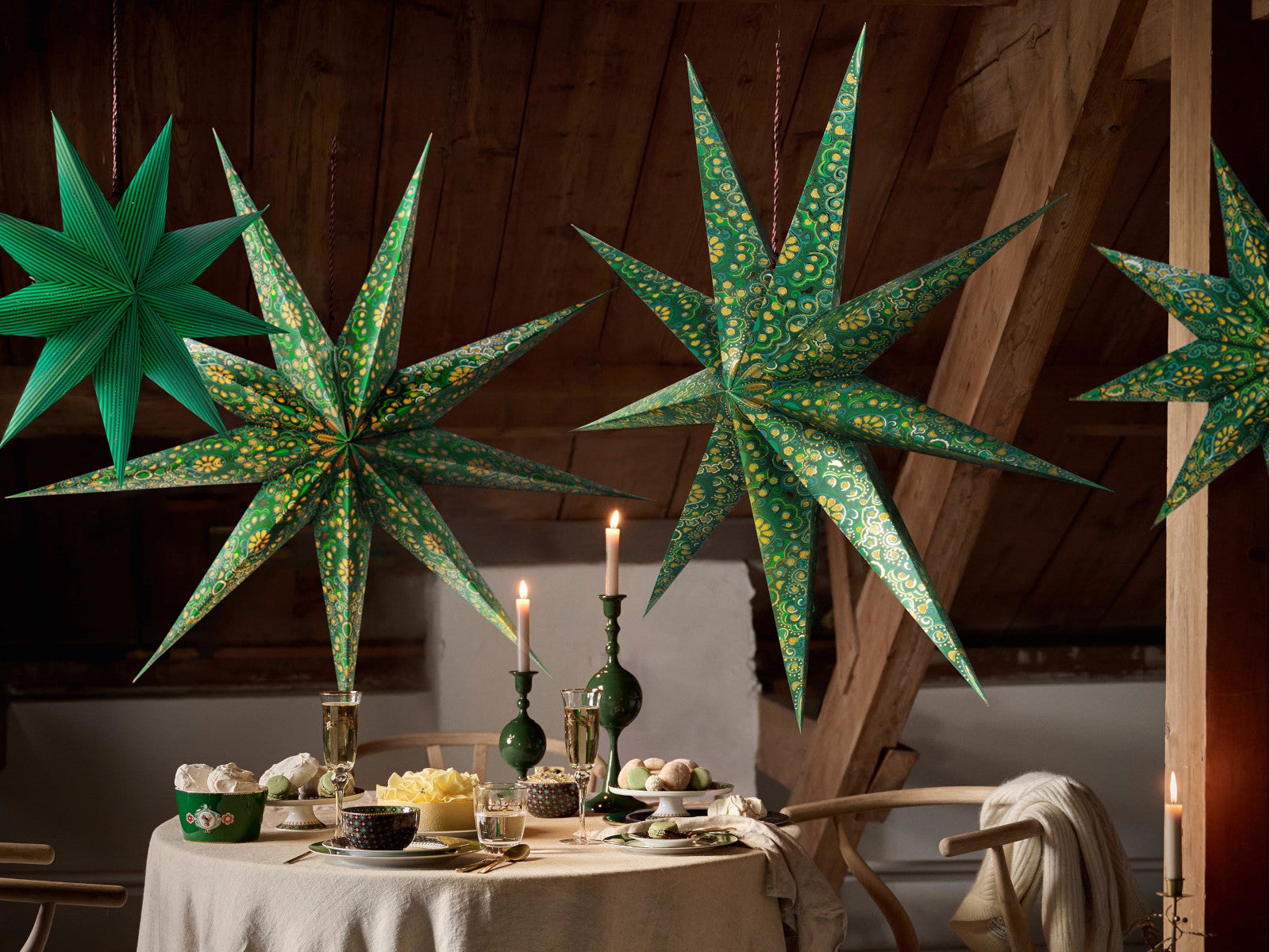 PIP STUDIO Christmas Weihnachtsstern dunkelgrün 110cm Lifestyle 1