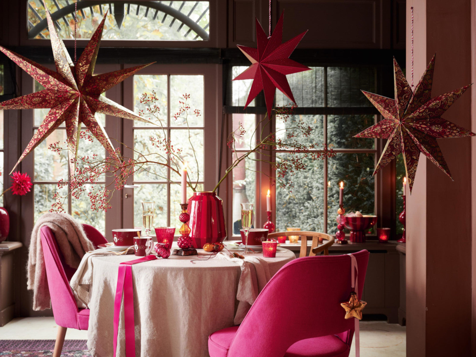 PIP STUDIO Christmas Weihnachtsstern dunkelrot 60cm Lifestyle 2