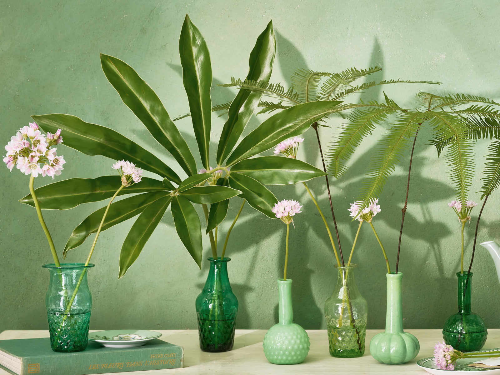 PIP STUDIO Vases Glass Blue-Green Set3 Lifestyle 2