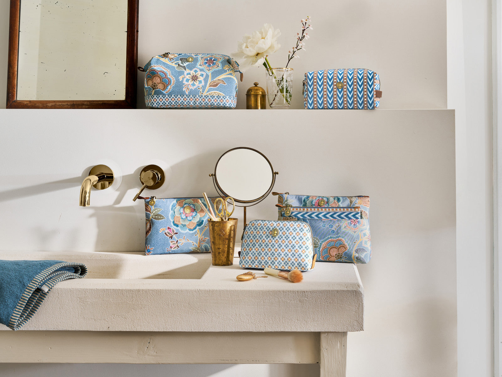 PIP STUDIO Caryn Kosmetiktasche Kombi Matata blau 26x7.5x18cm/22x1x13cm Lifestyle 4