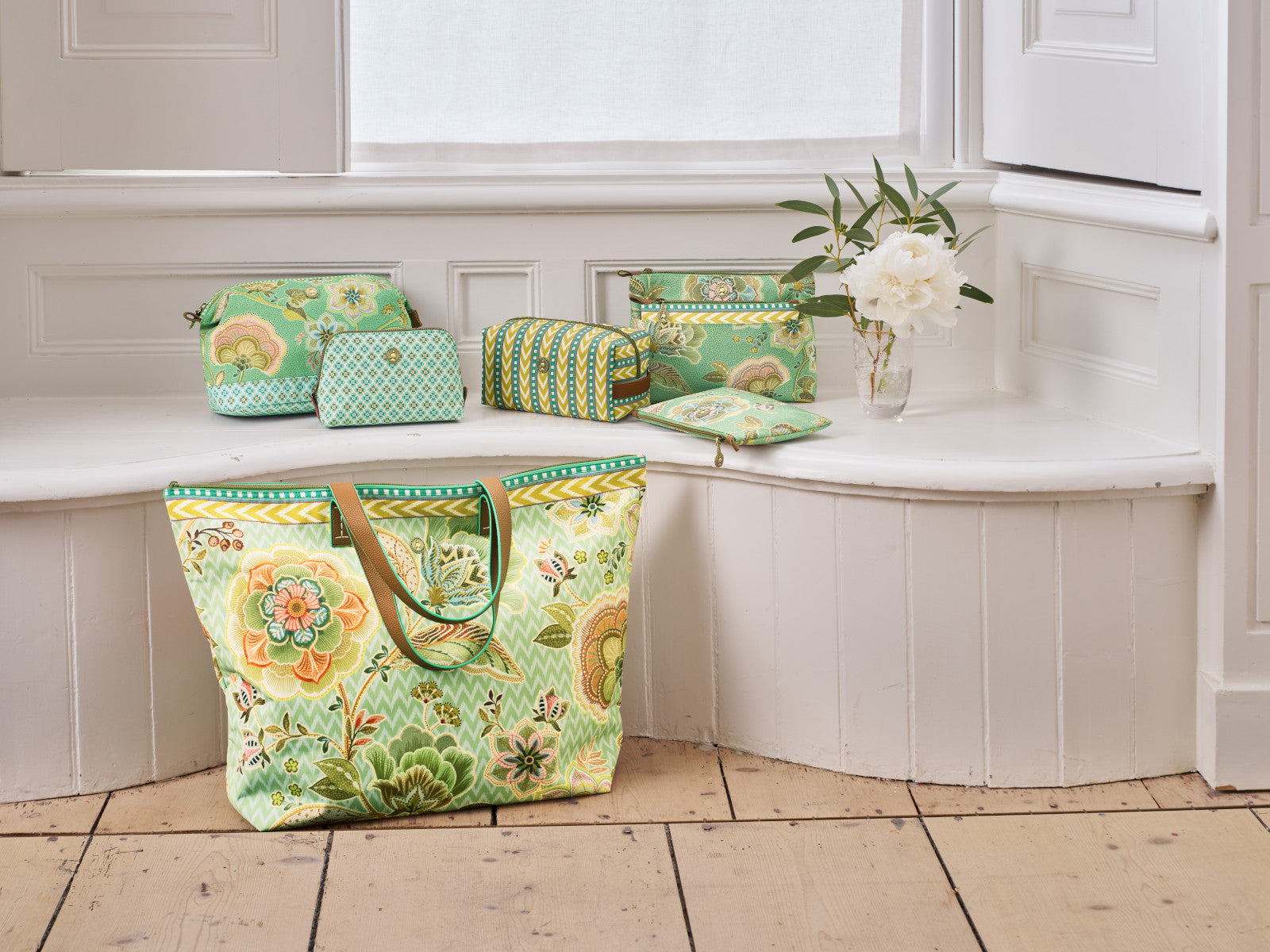 PIP STUDIO Cooper Kosmetiktasche large Matata grün 26x12x18cm Lifestyle 2