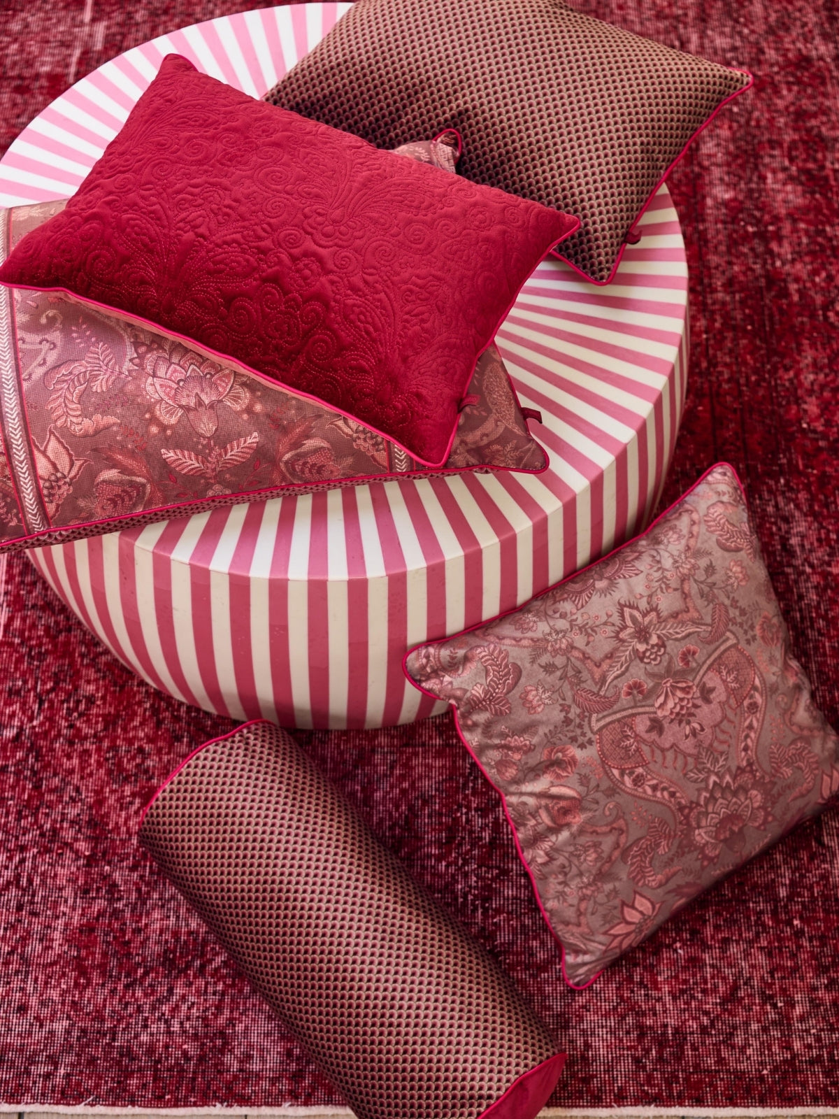 PIP STUDIO Quiltey Days Kissen rot 50x35cm - Produktbild 4